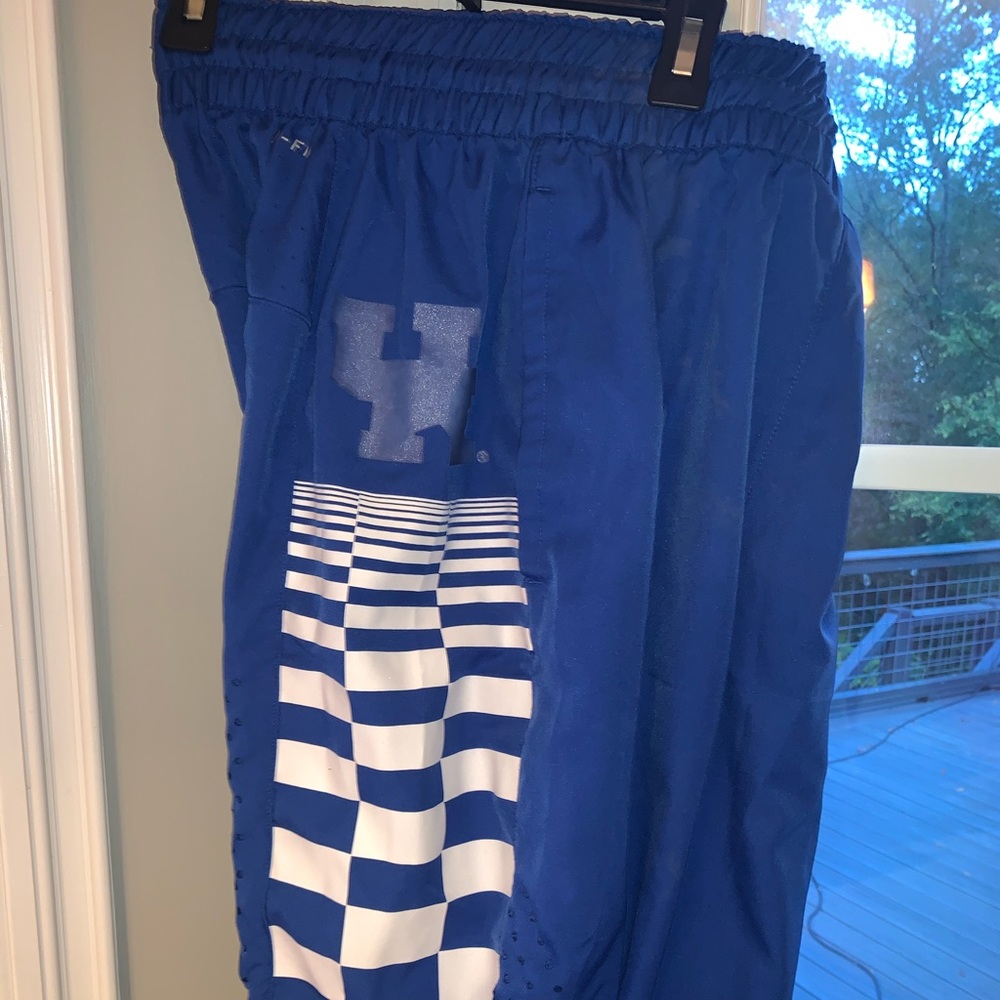 Men’s athletics basketball shorts shorts